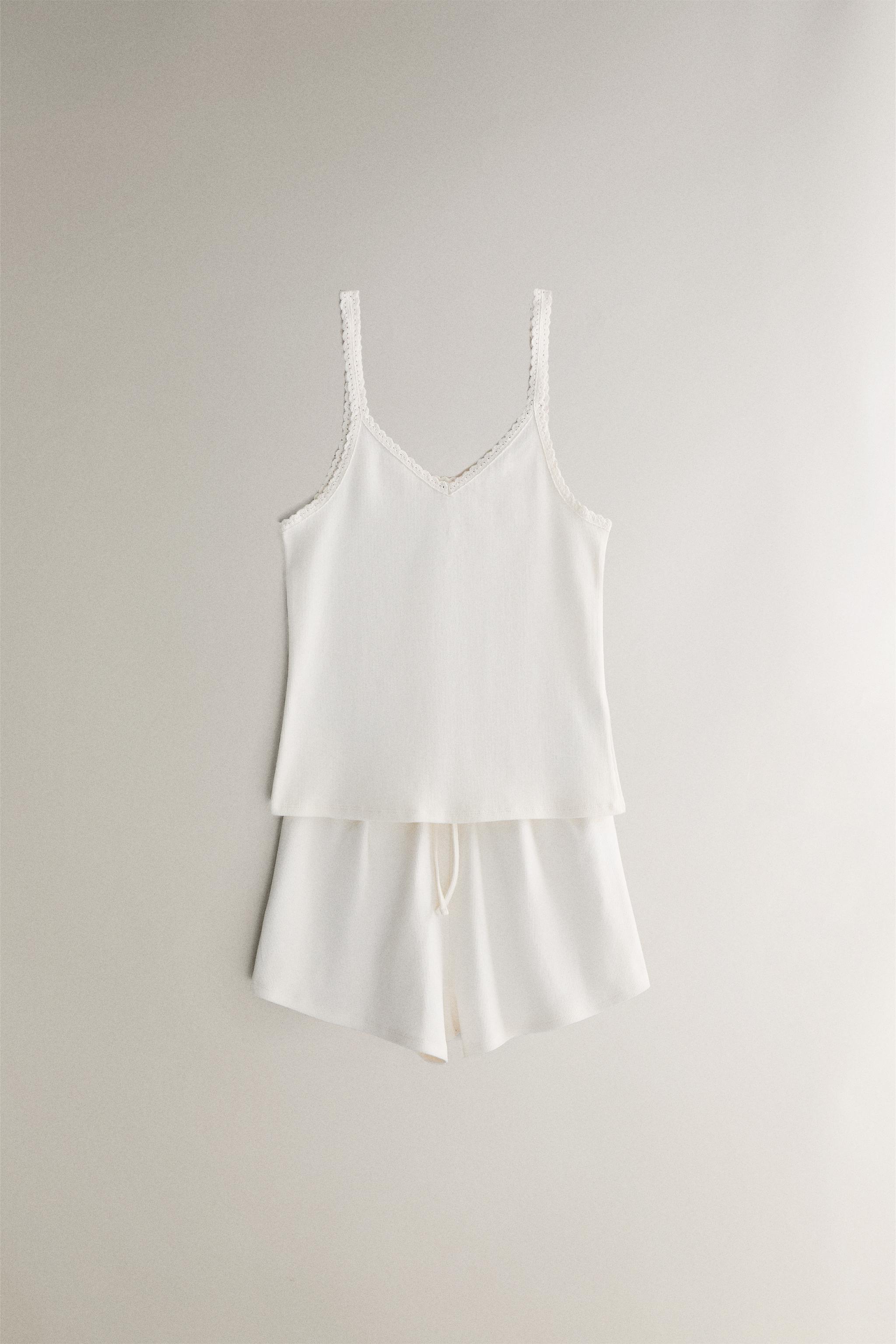 TOP WITH CROCHET DETAIL